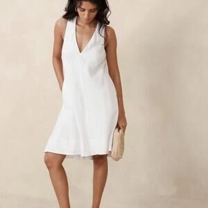 Banana Republic | NWT | M | Ava Classic Linen Sleeveless V-Neck Mini Swing Dress